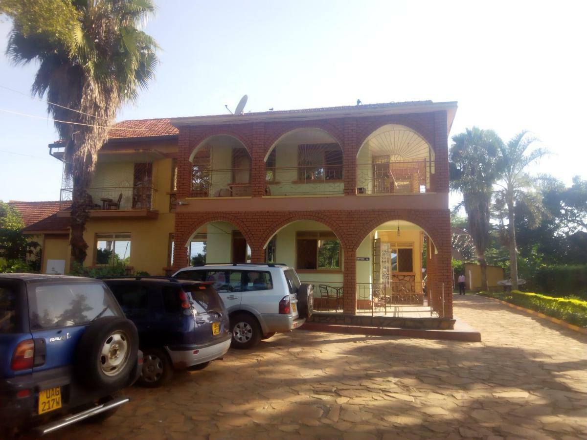 Bridgeway Guest House Jinja Exterior foto